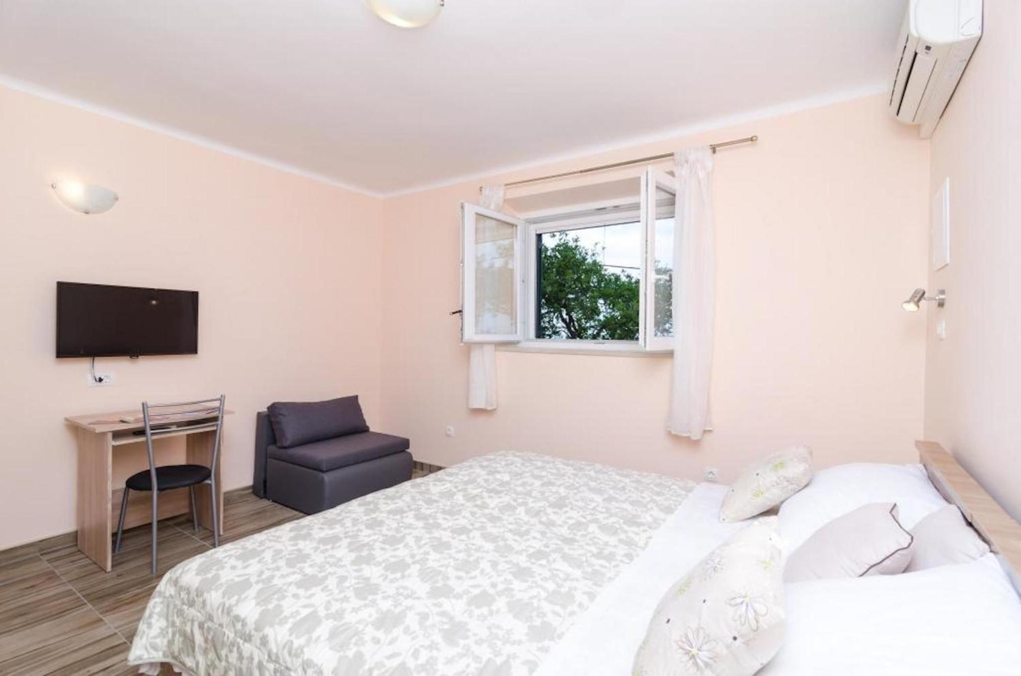 Apartments Lena & Lara ดูบรอฟนิก ภายนอก รูปภาพ